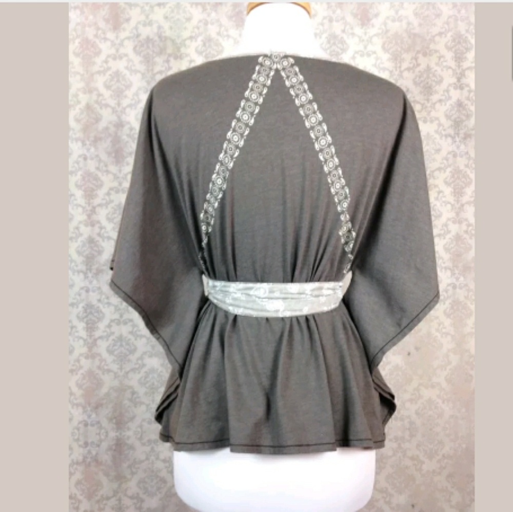 **SOLD** Free People Gray Floral Waist Tie Boho Shirt XS - Picture 5 of 8